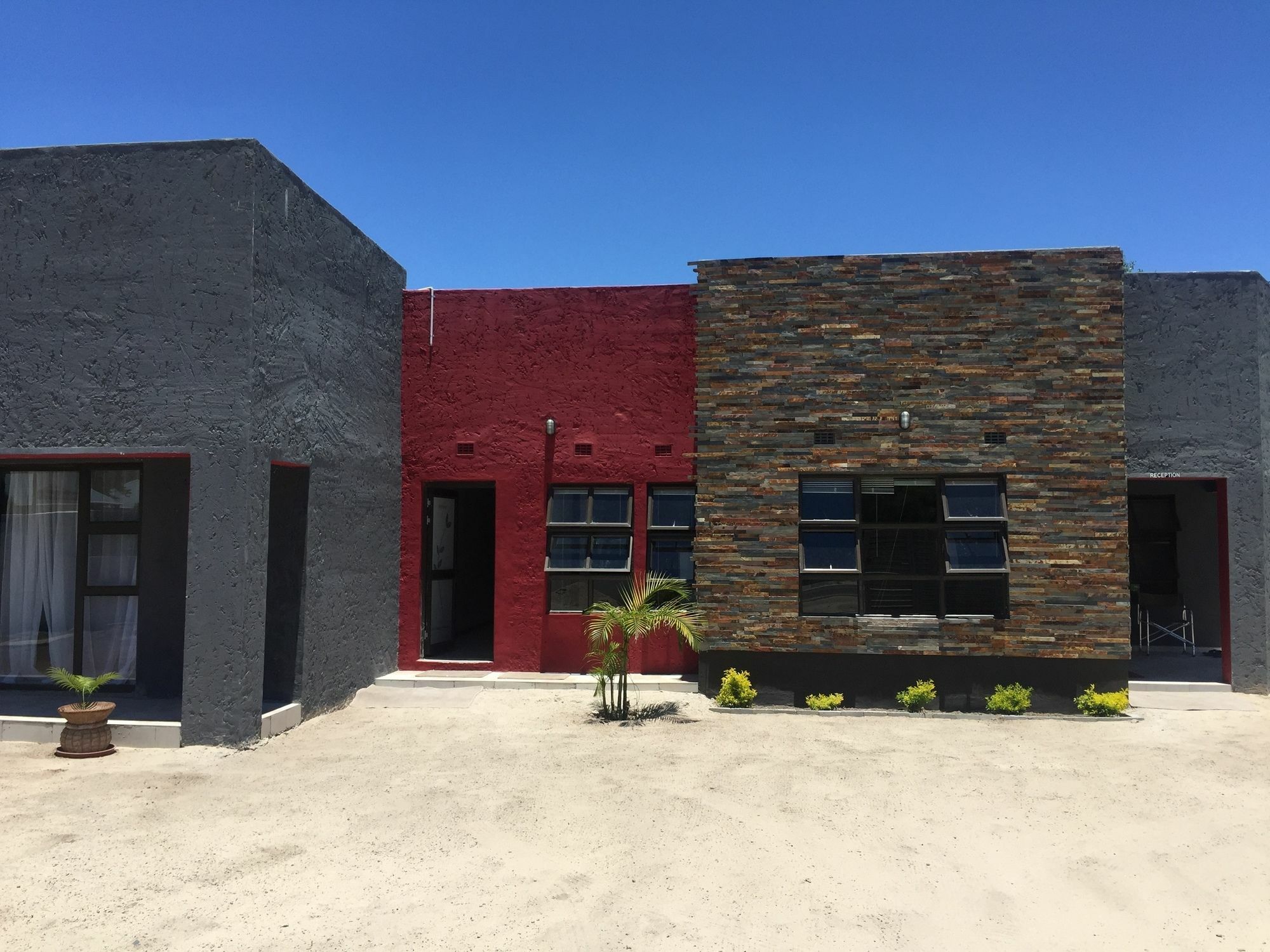 The New Mall Guesthouse Maun Esterno foto